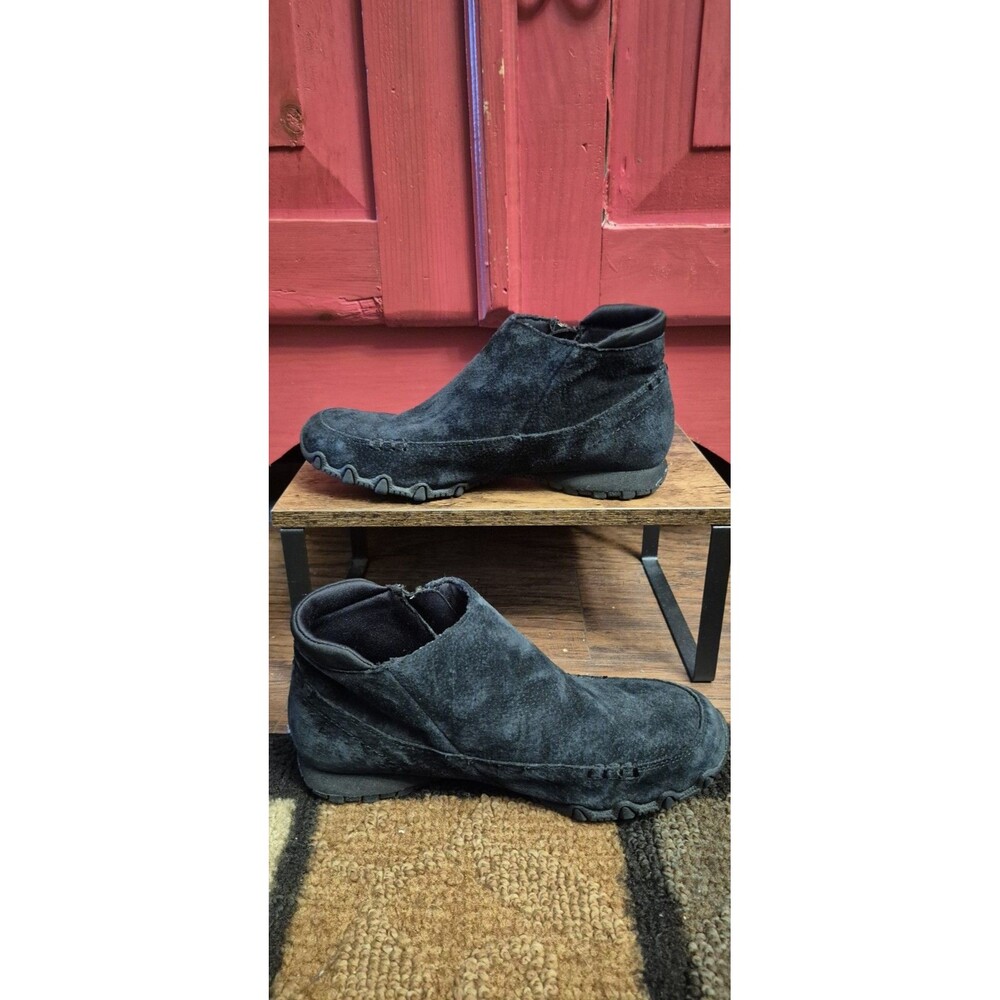 Skechers Boots Women's 6.5 Relaxed Fit Bikers Zippiest Booties Black Suede EUC